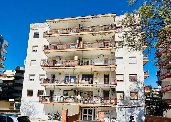 Book Avenida Salou